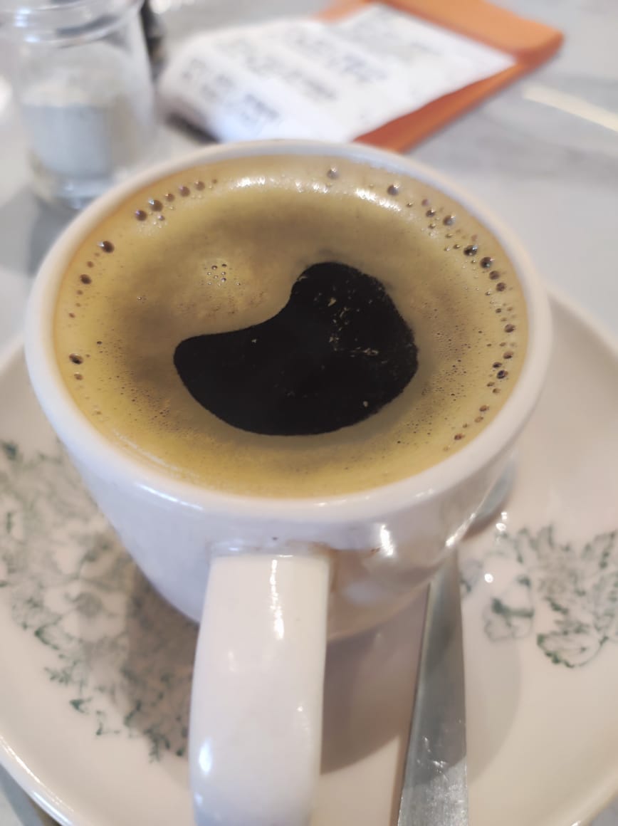 Kopi "O" Hot + Chinese Fried Dough